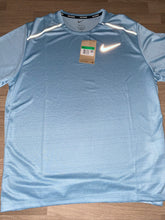 Load image into Gallery viewer, Nike miler 1.0 T-shirt in worn blue
