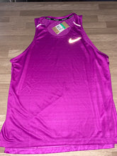 Load image into Gallery viewer, Nike miler purple vest 1.0
