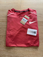 Load image into Gallery viewer, Nike miler 1.0 T-shirt in adobe
